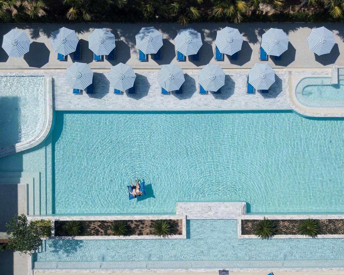 Seabed Grand Hotel Phuket - Sha Extra Plus Ngoại thất bức ảnh Aerial view of the pool at the Hotel